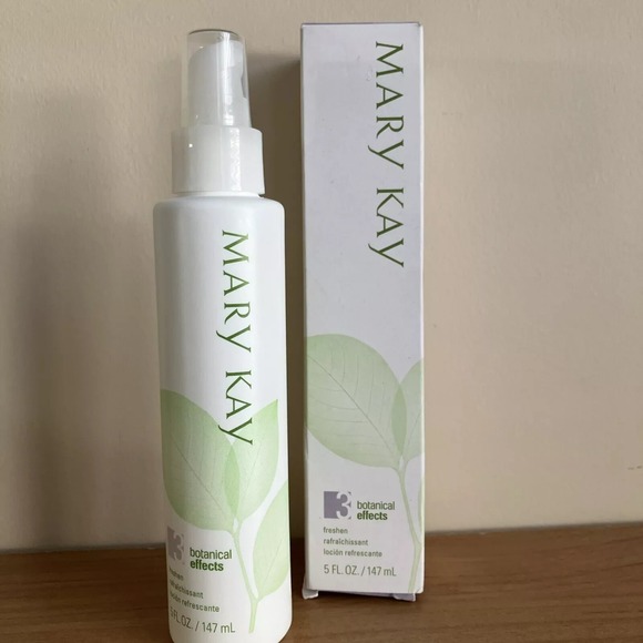 Mary Kay Botanical‎ Effects *Freshen FORMULA 3 Oily/Sensitive Skin 5 oz NEW - Picture 1 of 2